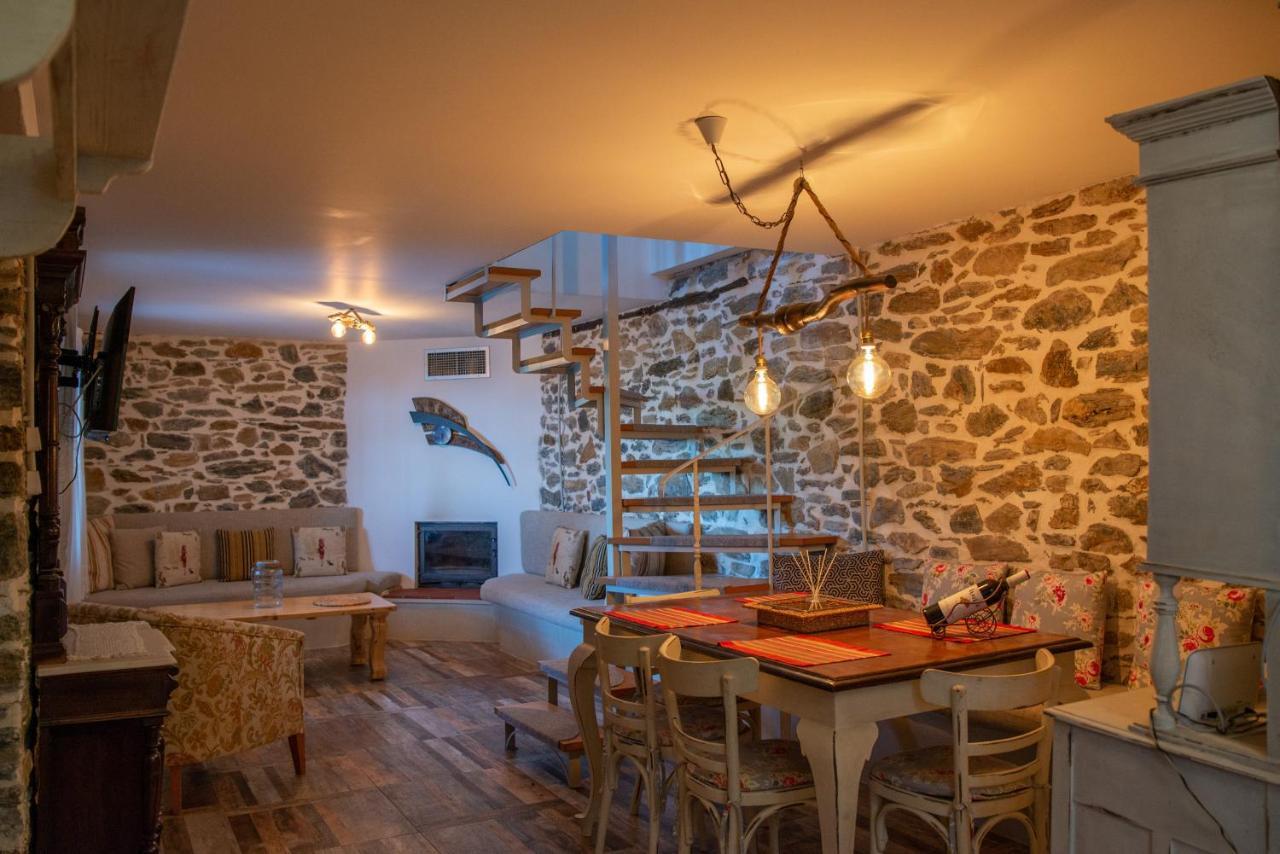 Makrirrákhi Zoes House 빌라 외부 사진