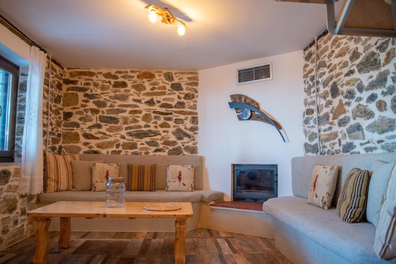 Makrirrákhi Zoes House 빌라 외부 사진